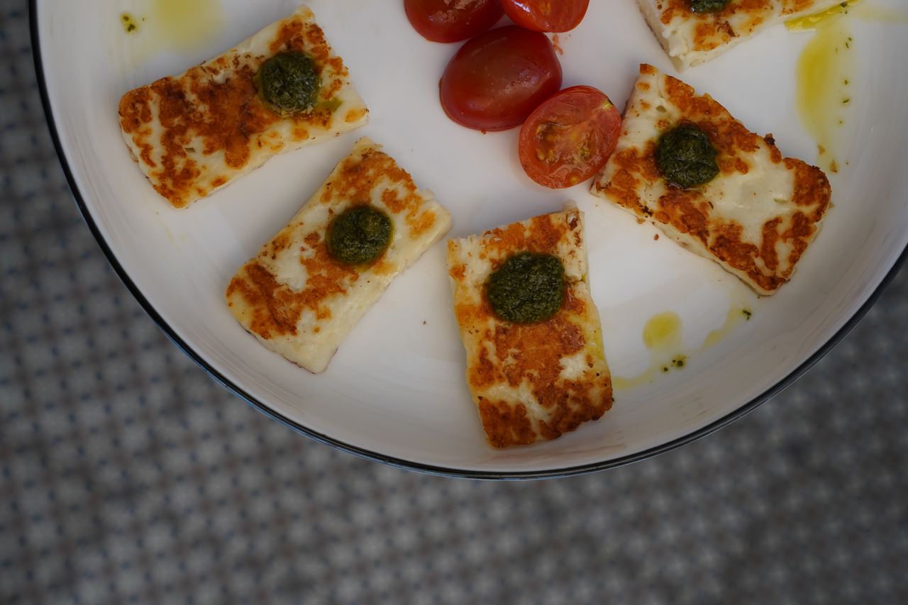 Grilled halloumi